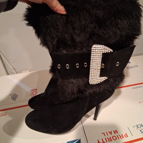 selinas fuzzy top boots size 6.5 - Picture 3 of 8